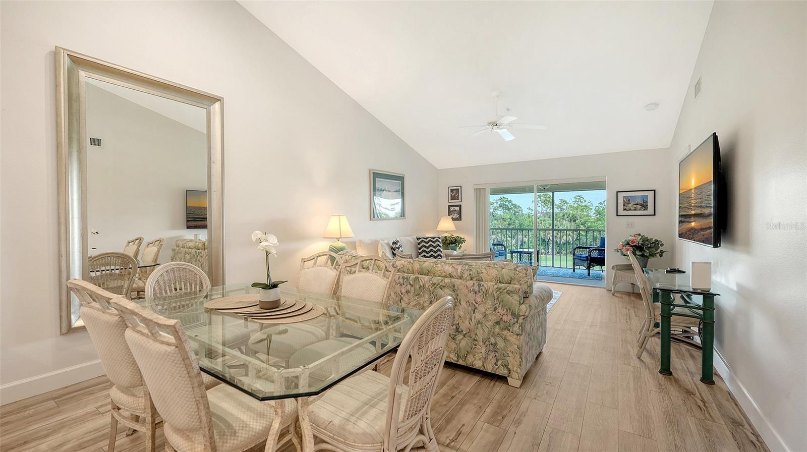 Image 16 of 63 For 8735 Olde Hickory Avenue 8308