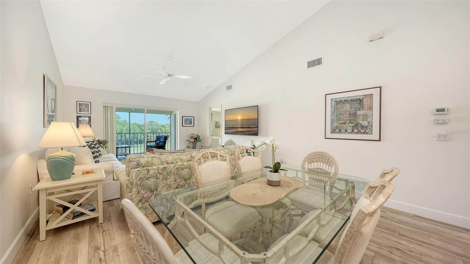 Image 17 of 63 For 8735 Olde Hickory Avenue 8308