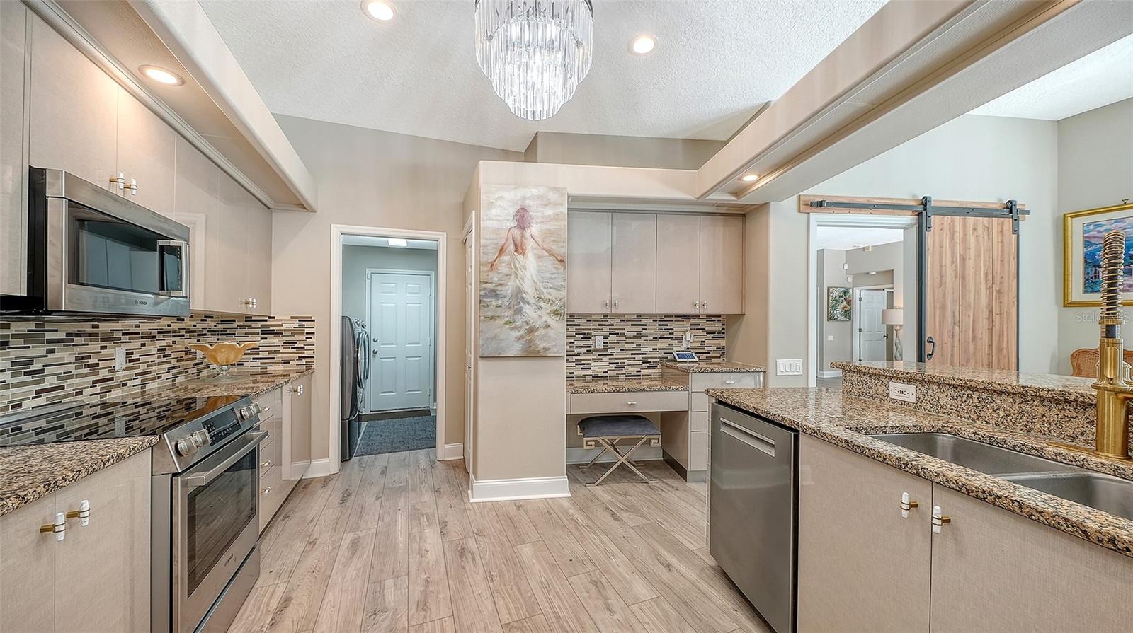 Image 13 of 51 For 6801 Erica Lane