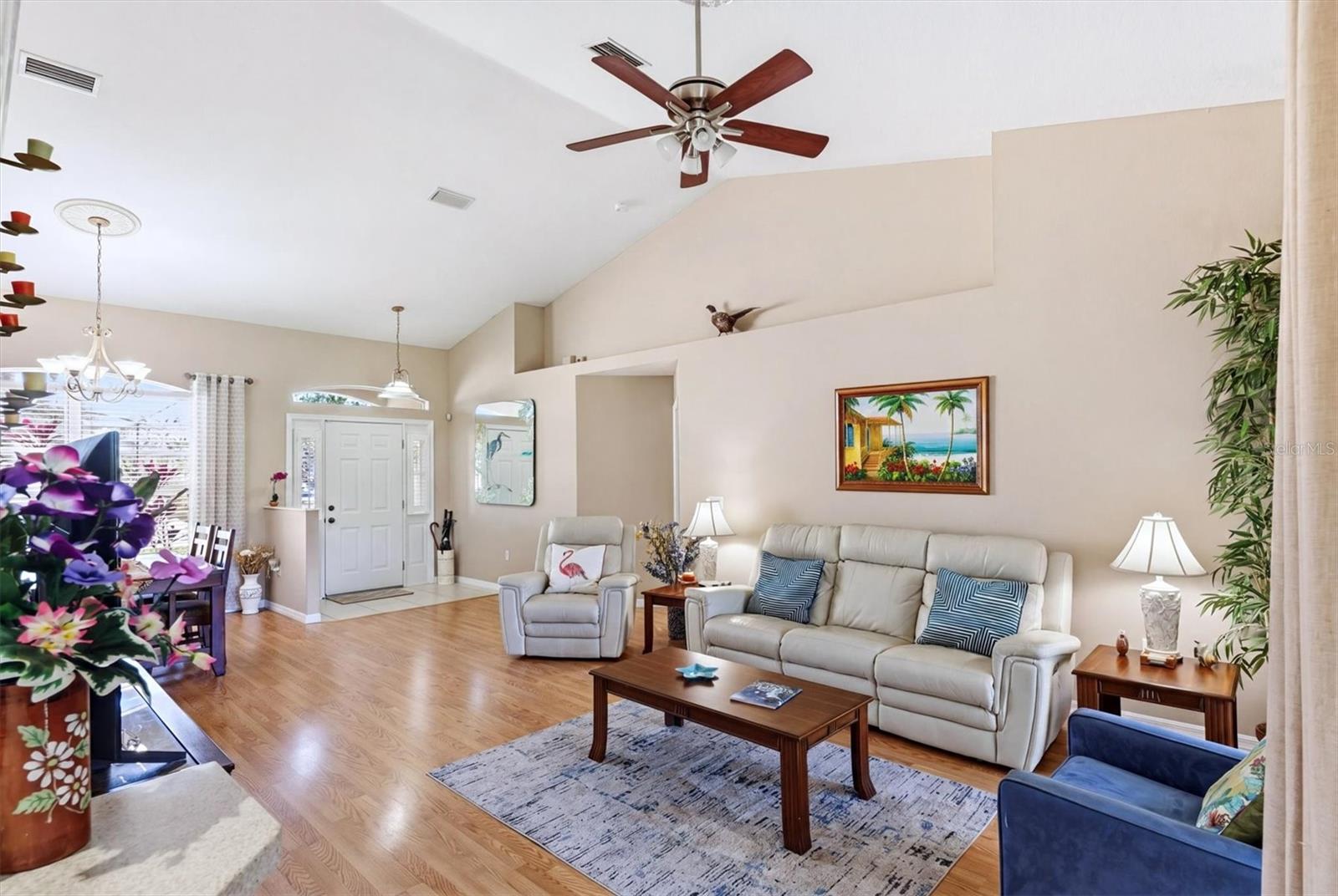 Image 11 of 44 For 3220 45th Avenue E