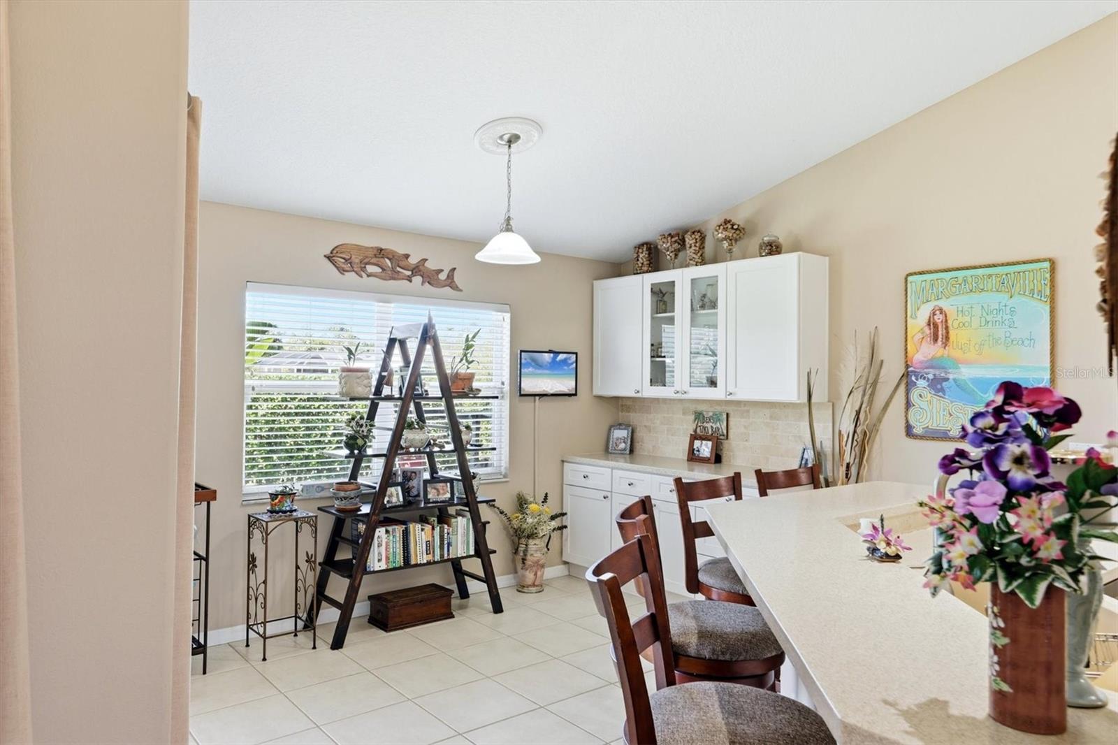 Image 17 of 44 For 3220 45th Avenue E