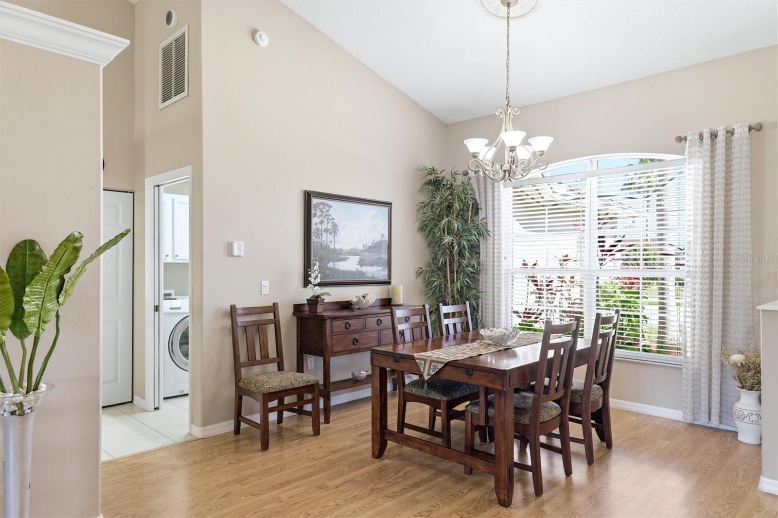 Image 6 of 44 For 3220 45th Avenue E