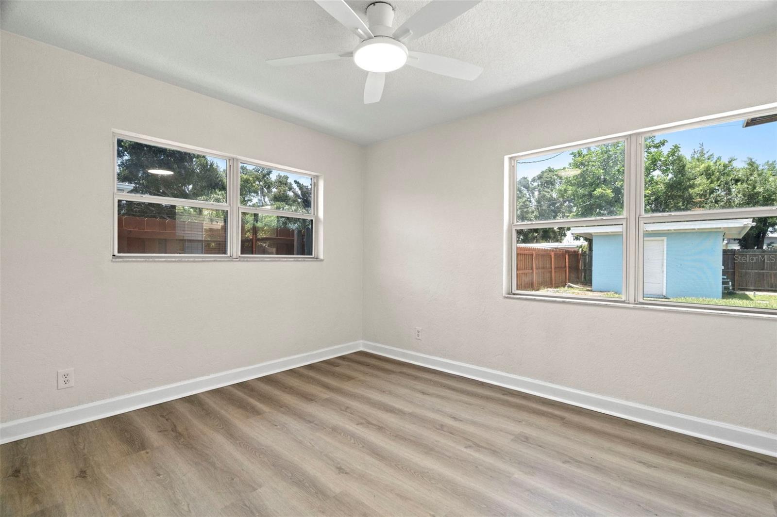 Image 24 of 34 For 5813 18th Avenue S