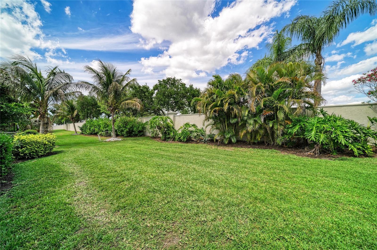 Image 44 of 51 For 5819 Title Row Drive