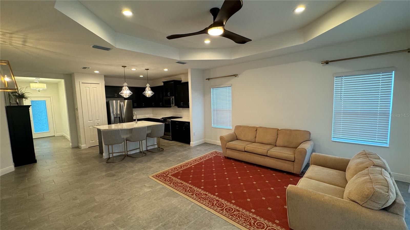Image 3 of 30 For 14608 Barefoot Lane