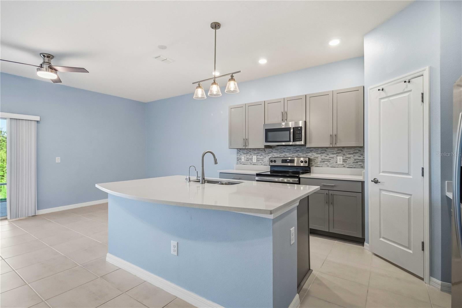 Image 14 of 56 For 11779 Glenside Terrace