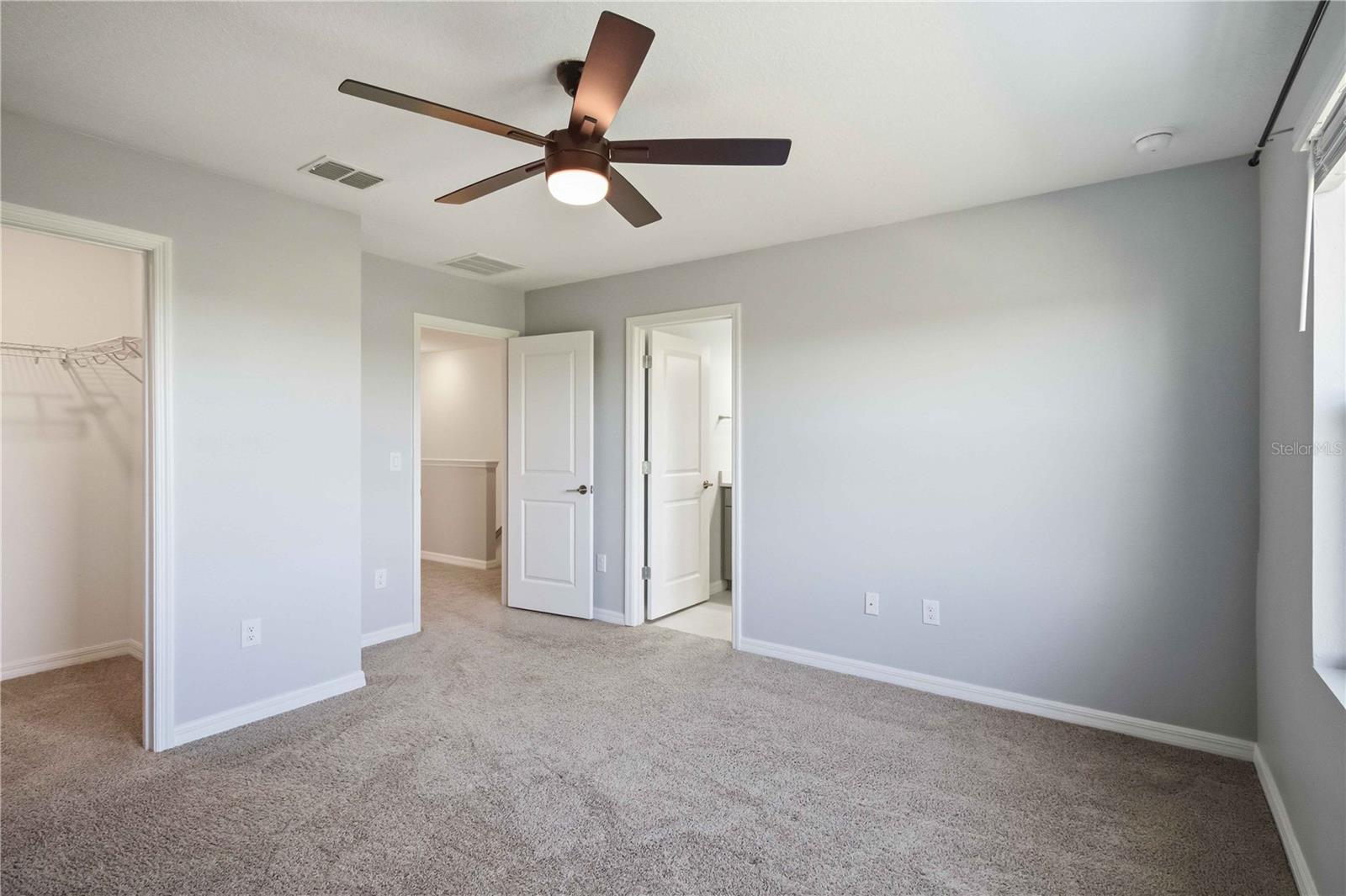 Image 25 of 56 For 11779 Glenside Terrace