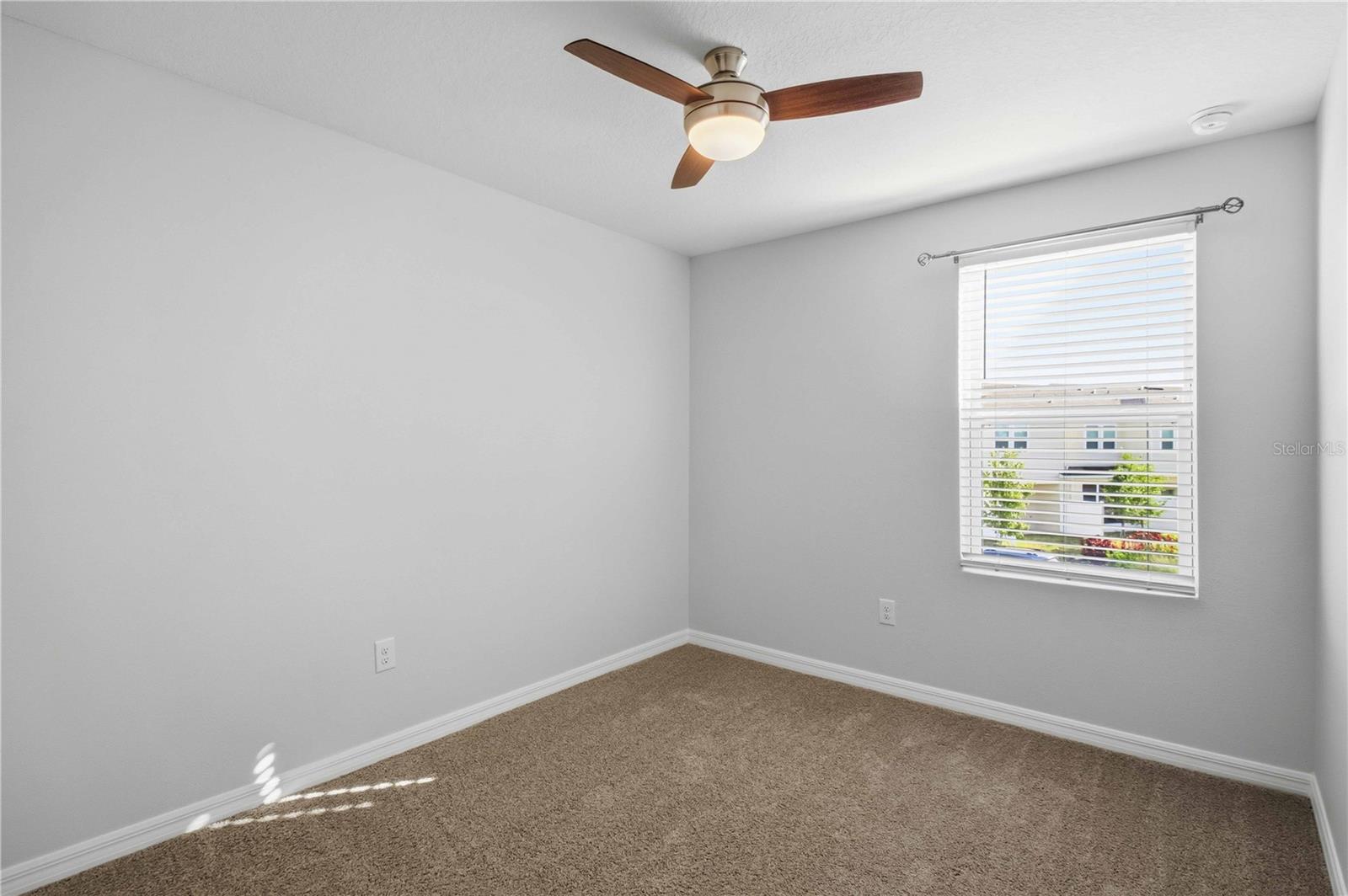 Image 28 of 56 For 11779 Glenside Terrace