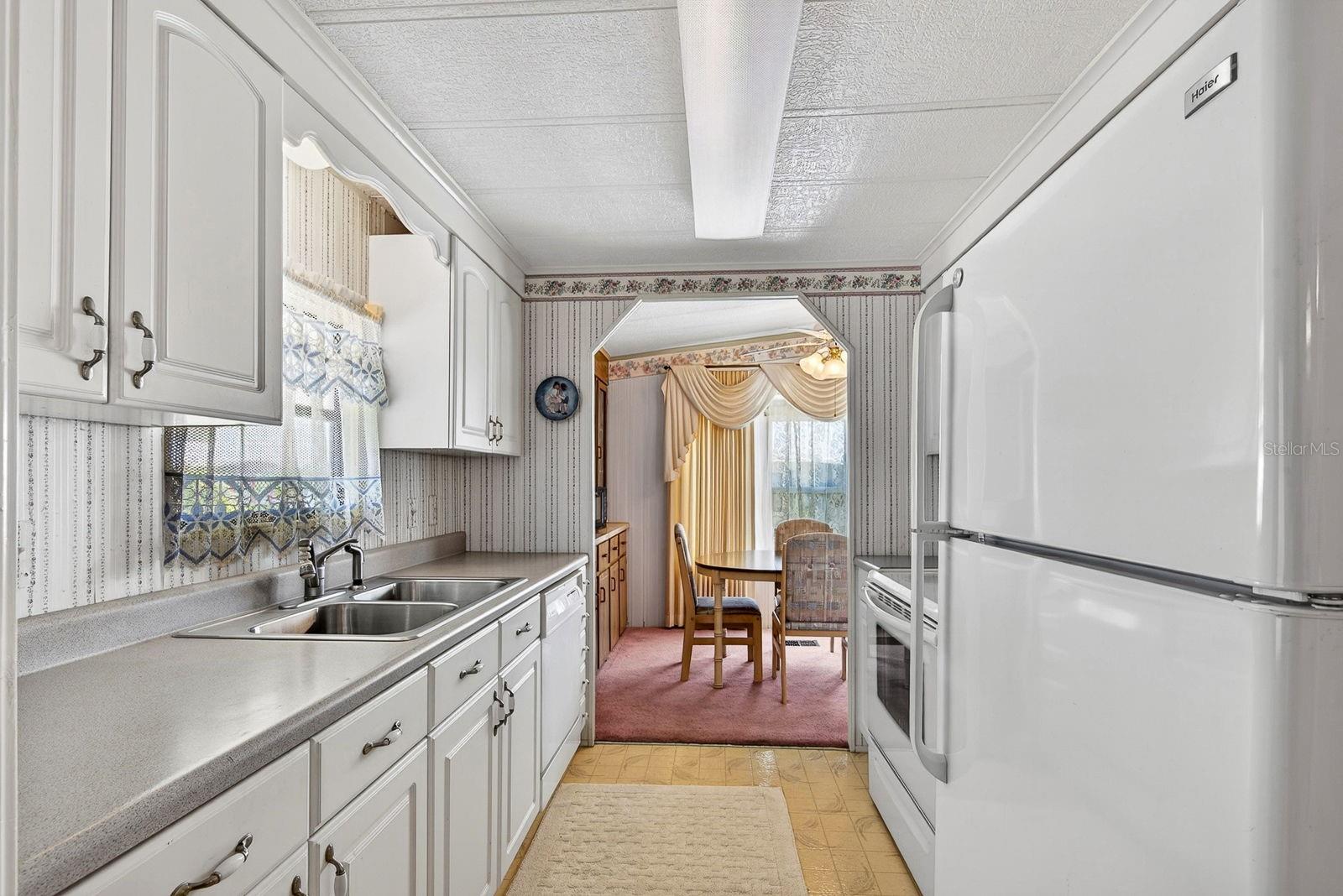 Image 16 of 38 For 8906 31st Avenue E