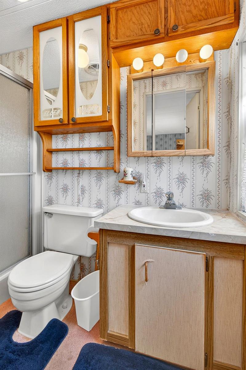 Image 26 of 38 For 8906 31st Avenue E