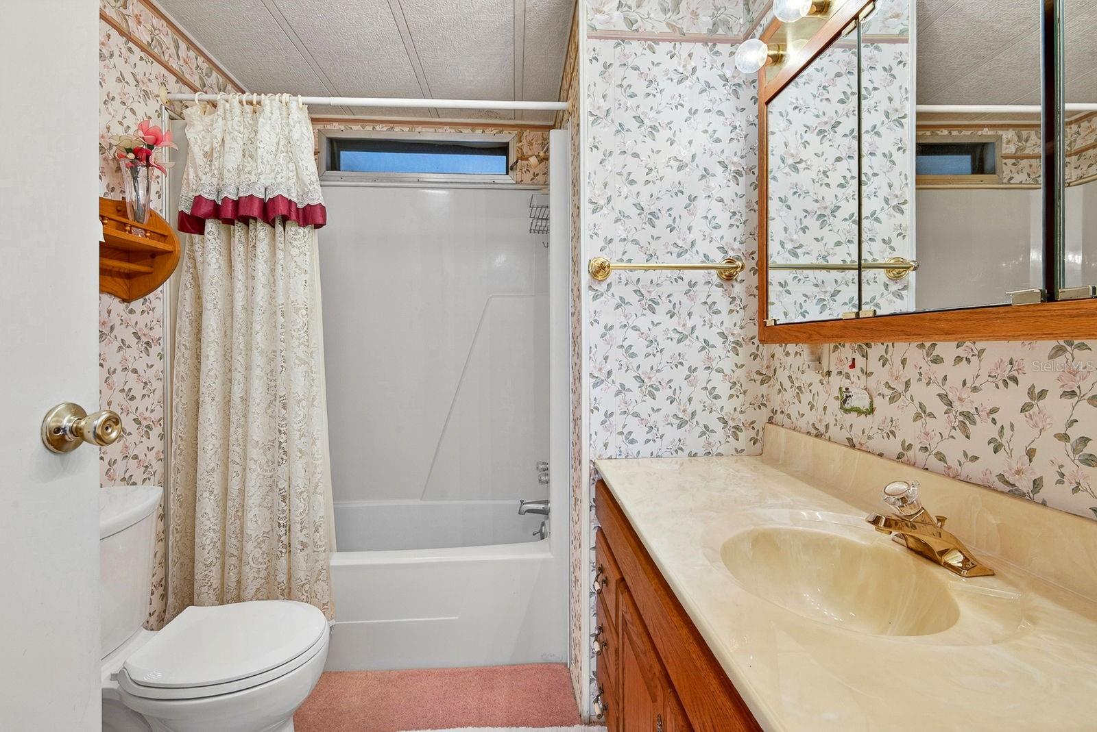Image 30 of 38 For 8906 31st Avenue E