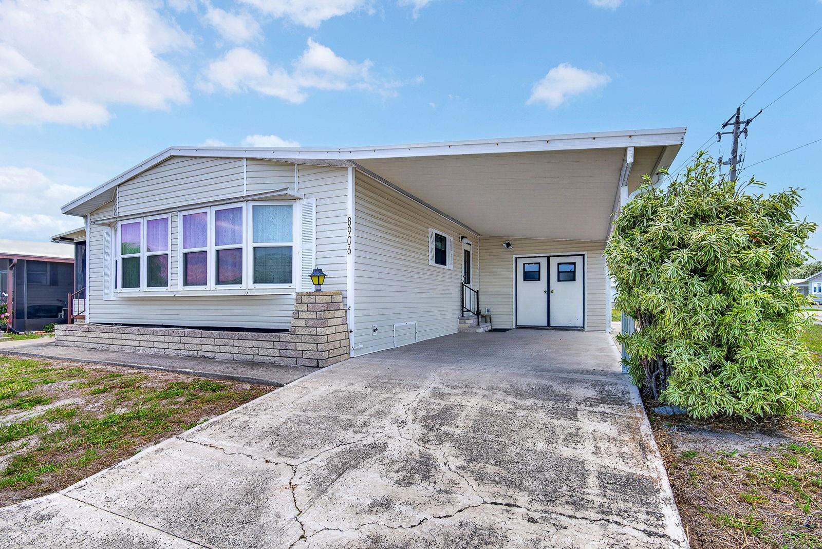 Image 8 of 38 For 8906 31st Avenue E