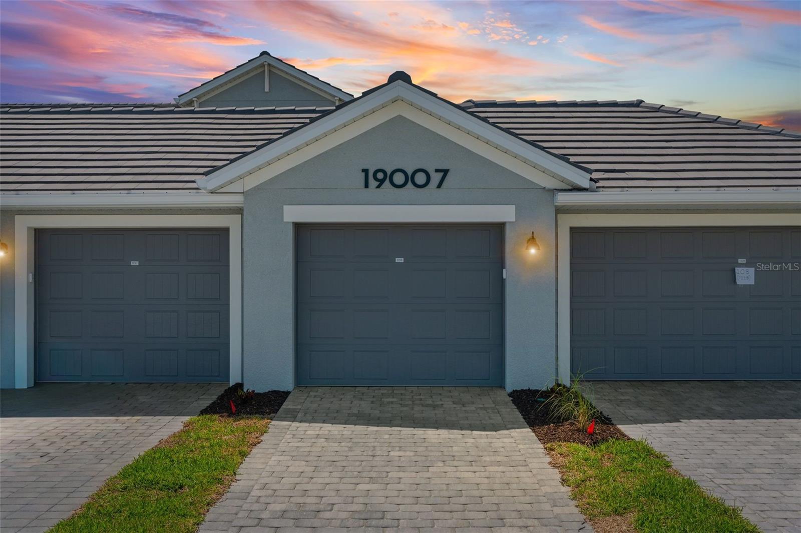 Details for 19007 Scallop Loop 108, LAKEWOOD RANCH, FL 34202
