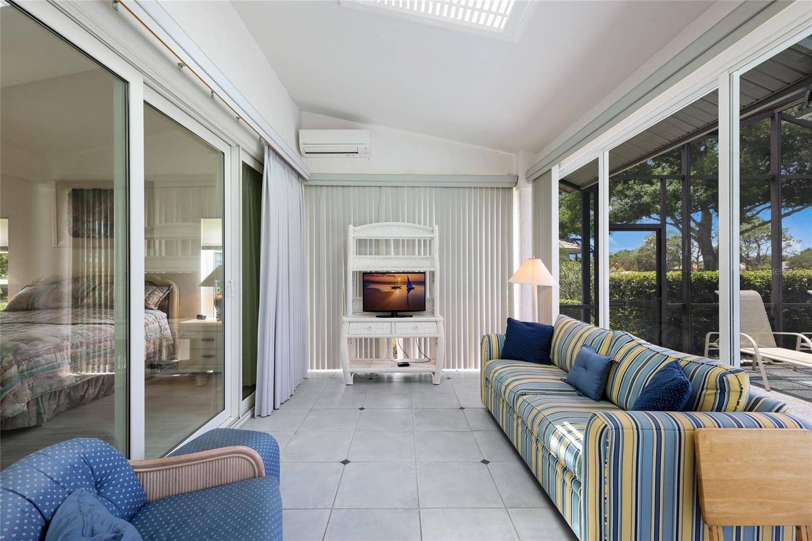 Image 19 of 60 For 2893 Sandringham Place