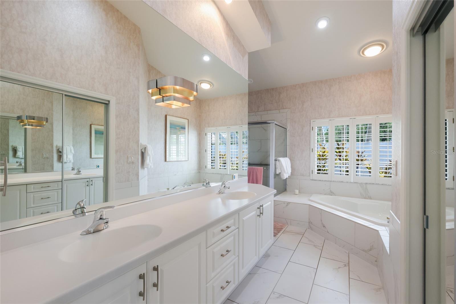Image 23 of 60 For 2893 Sandringham Place