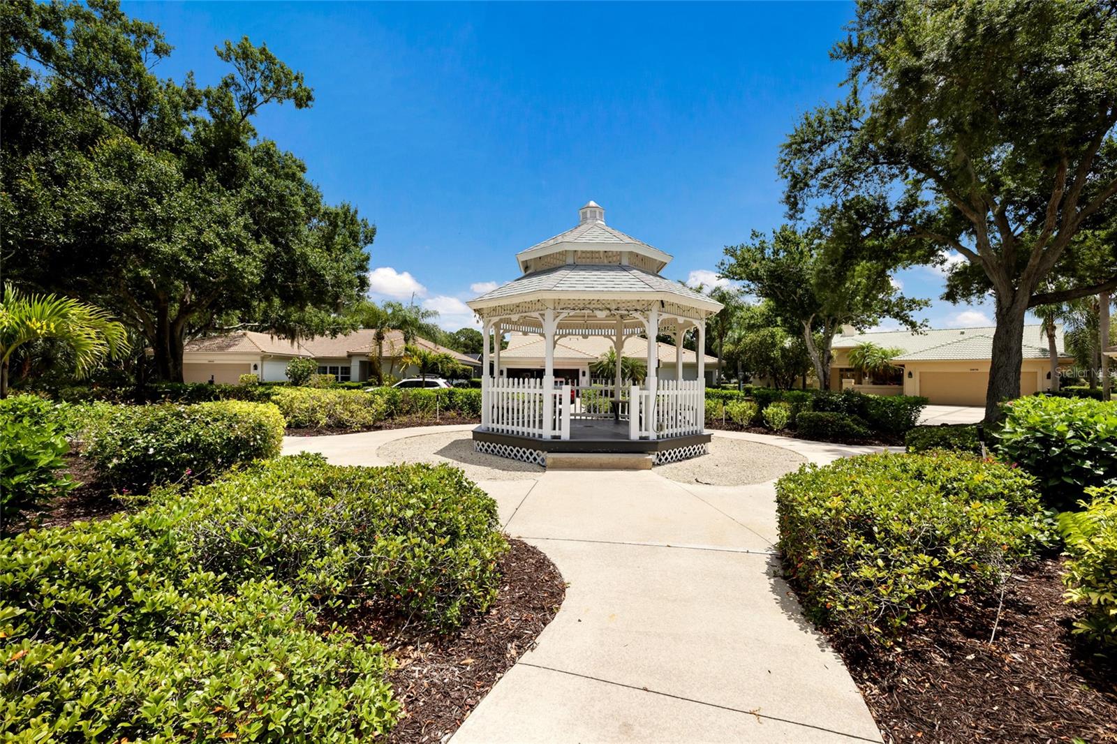 Image 4 of 60 For 2893 Sandringham Place