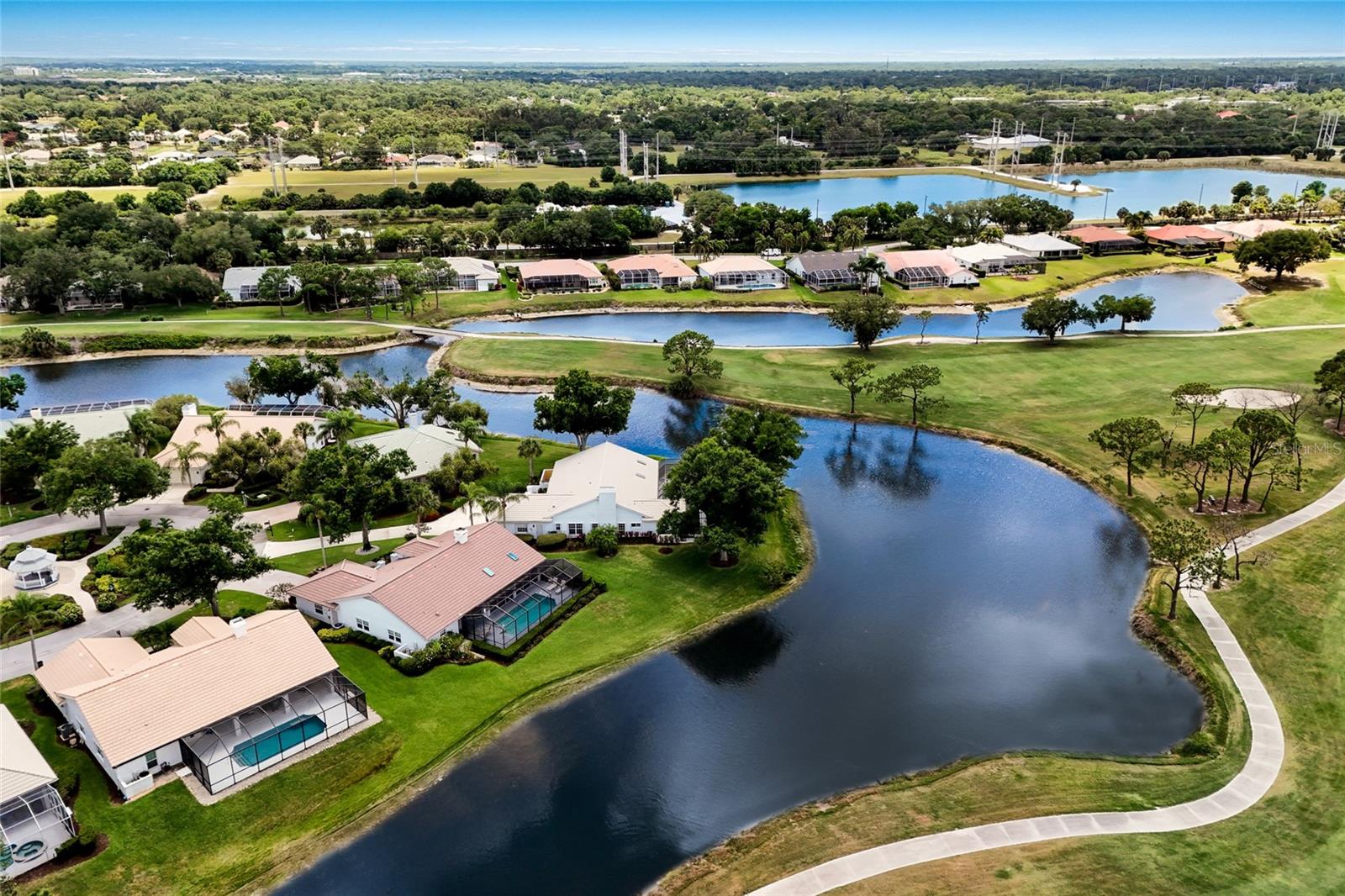 Image 40 of 60 For 2893 Sandringham Place