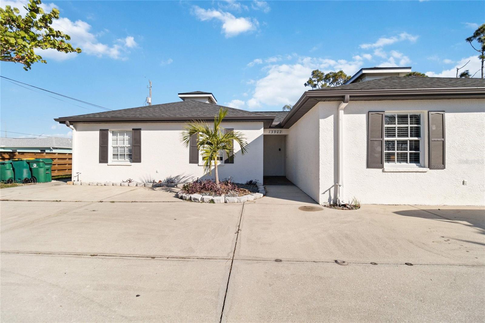 Image 2 of 30 For 13900 San Domingo Boulevard