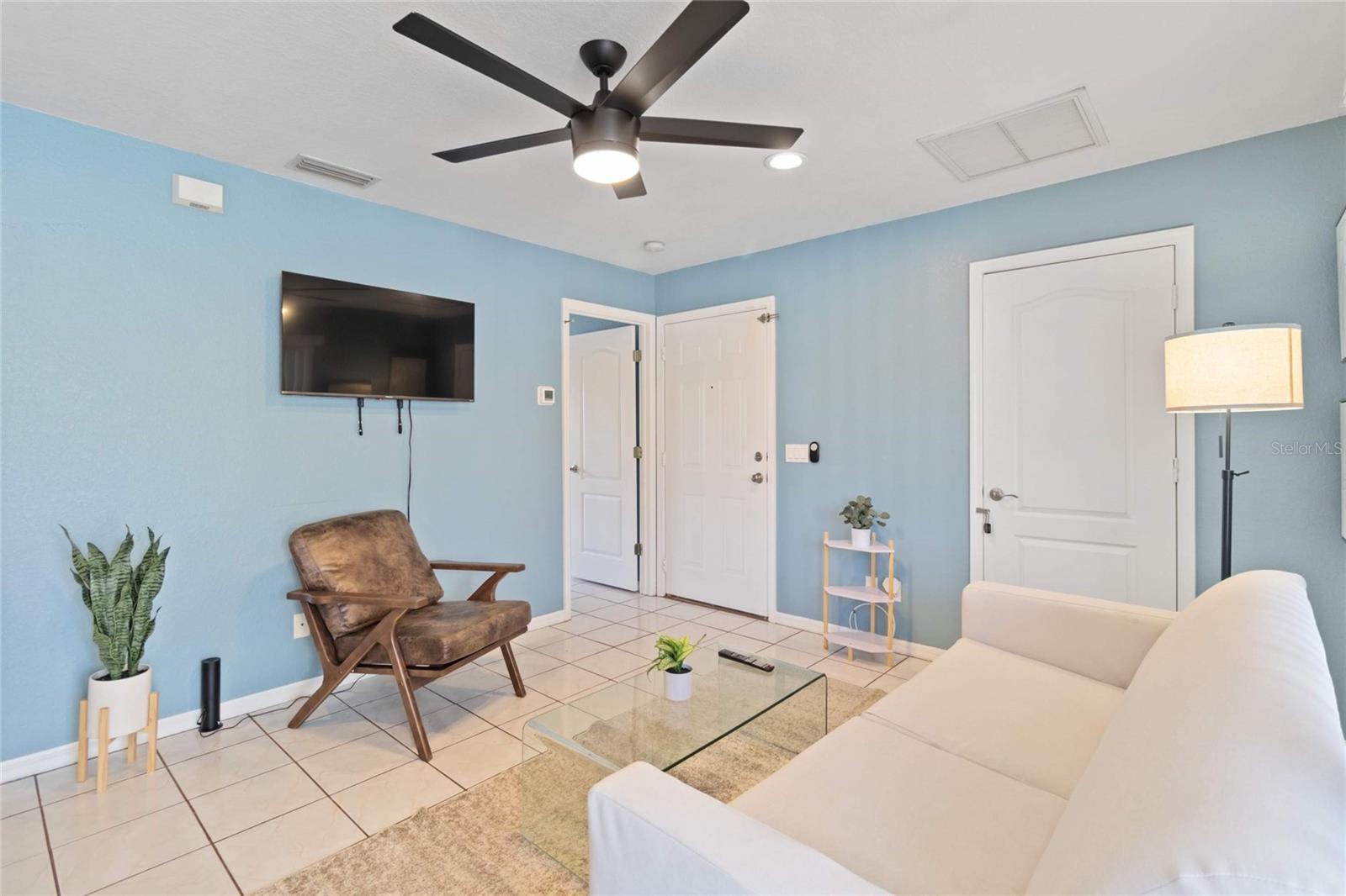 Image 6 of 30 For 13900 San Domingo Boulevard