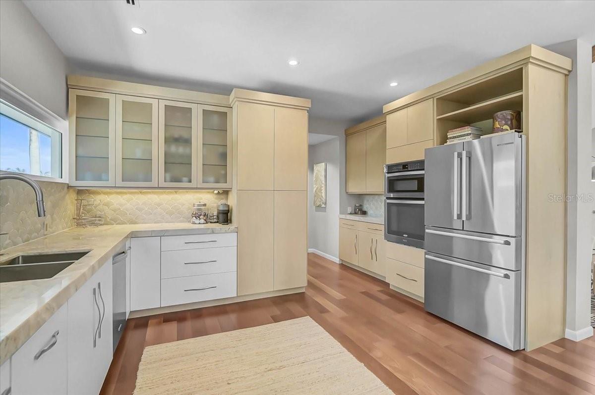 Image 12 of 53 For 627 Owl Way 