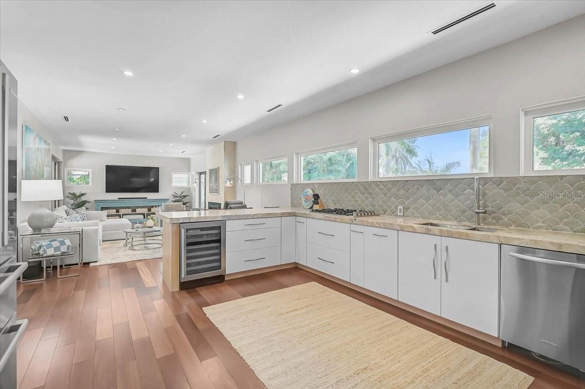 Image 13 of 53 For 627 Owl Way 