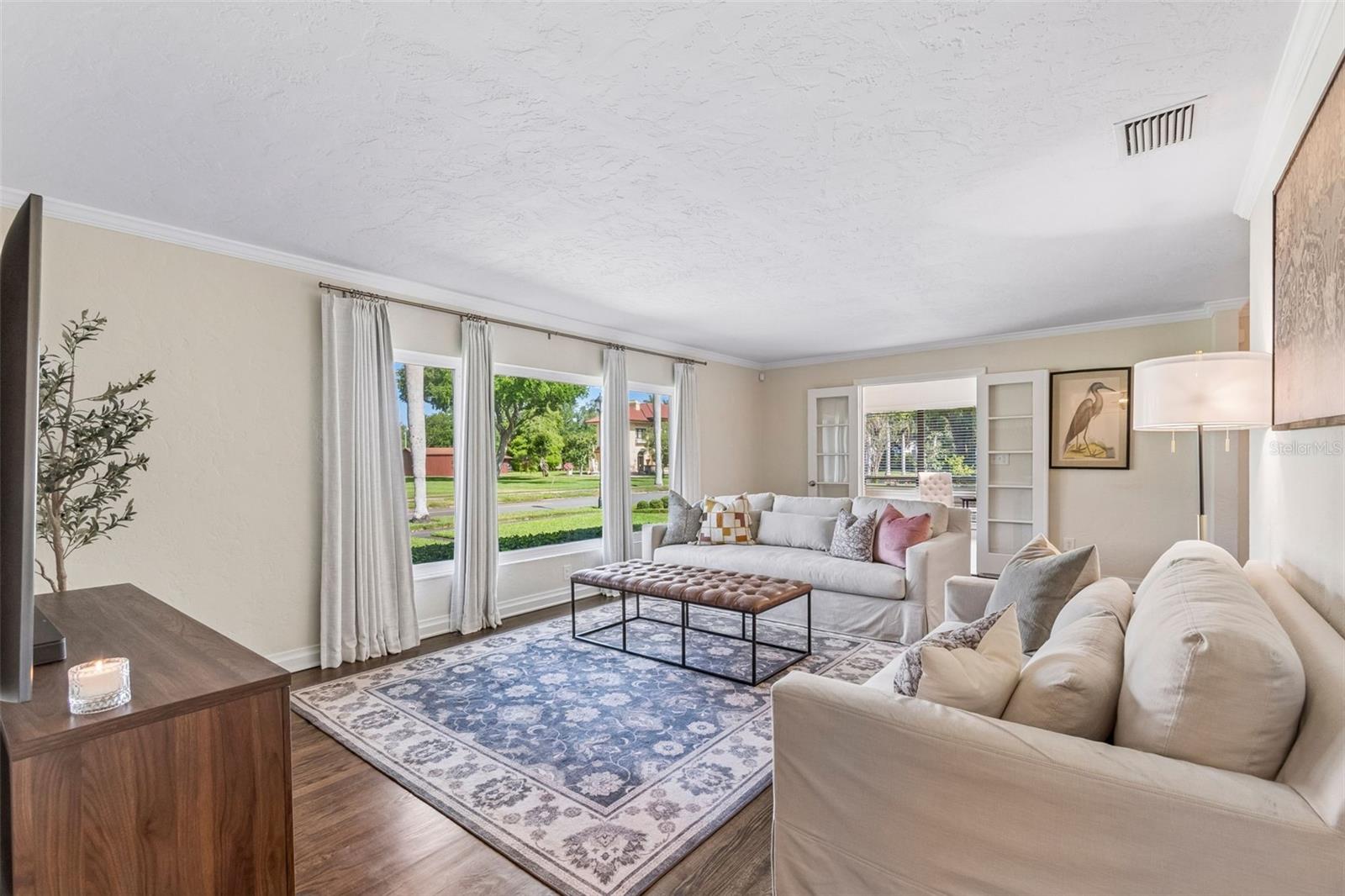 Image 10 of 77 For 301 26th Street W