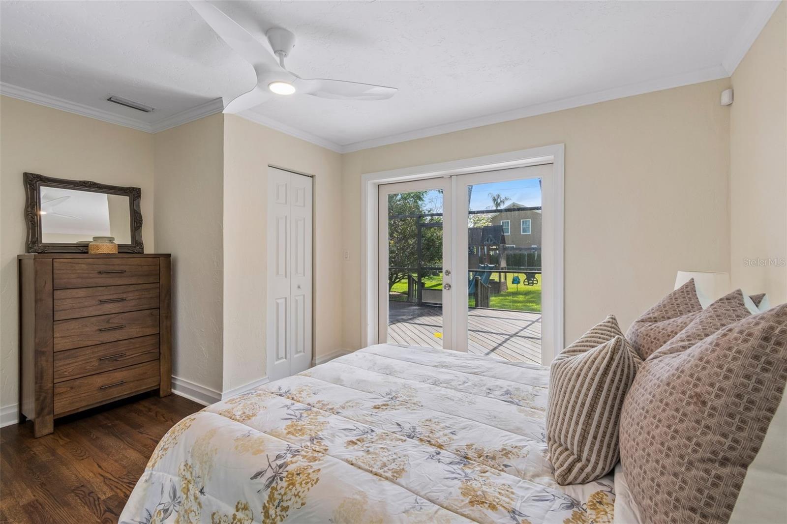 Image 37 of 77 For 301 26th Street W