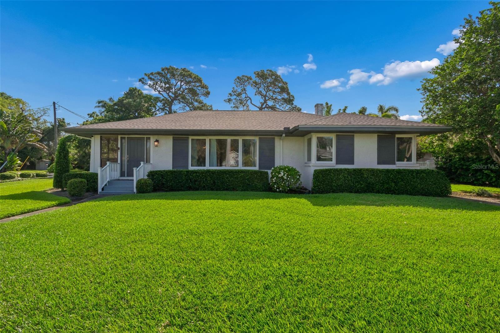 Image 7 of 77 For 301 26th Street W