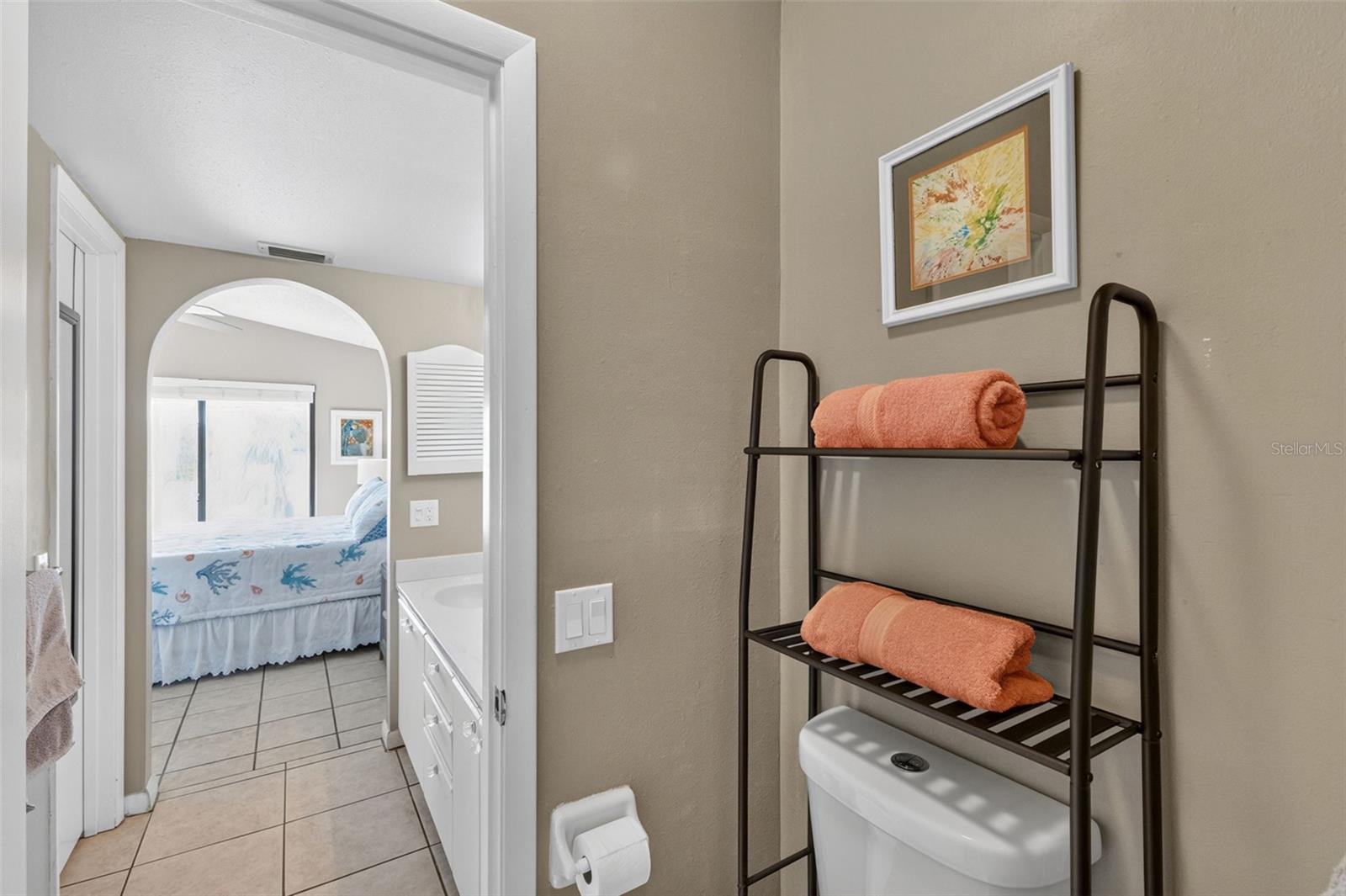 Image 15 of 39 For 4729 Casablanca Circle C21