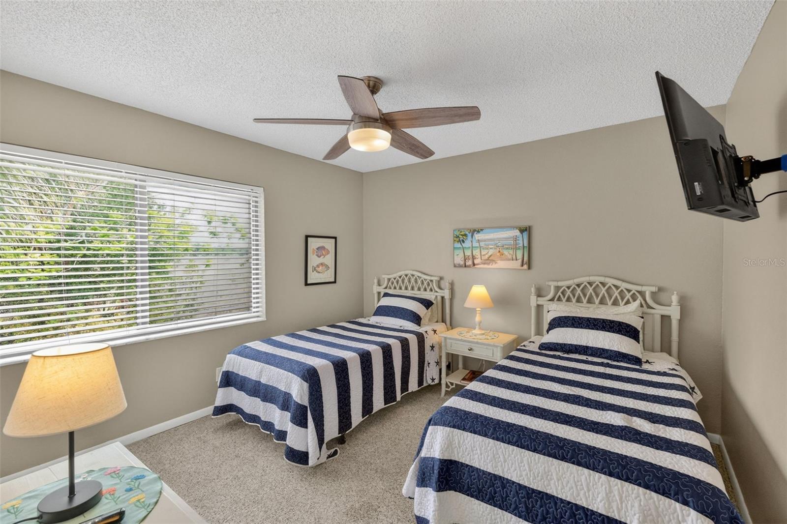 Image 20 of 39 For 4729 Casablanca Circle C21