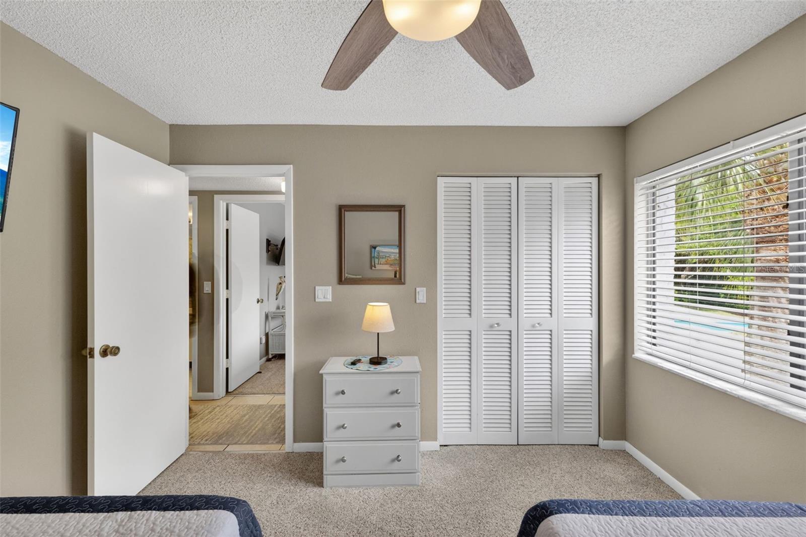 Image 22 of 39 For 4729 Casablanca Circle C21