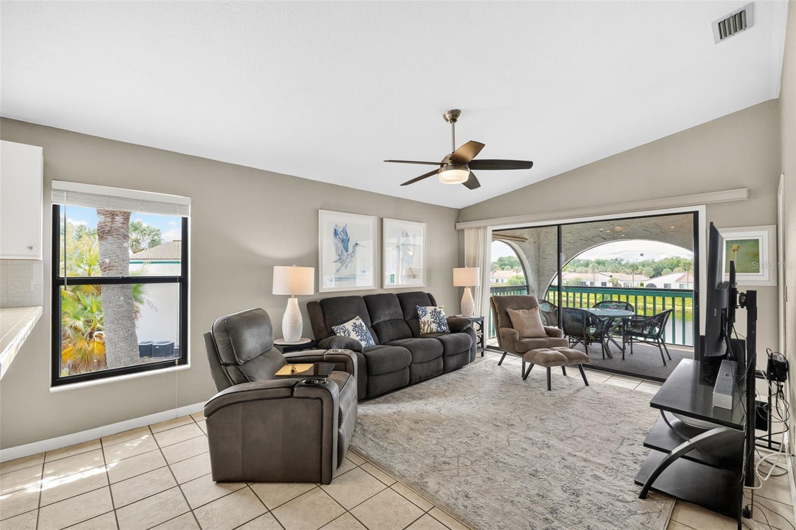 Image 8 of 39 For 4729 Casablanca Circle C21