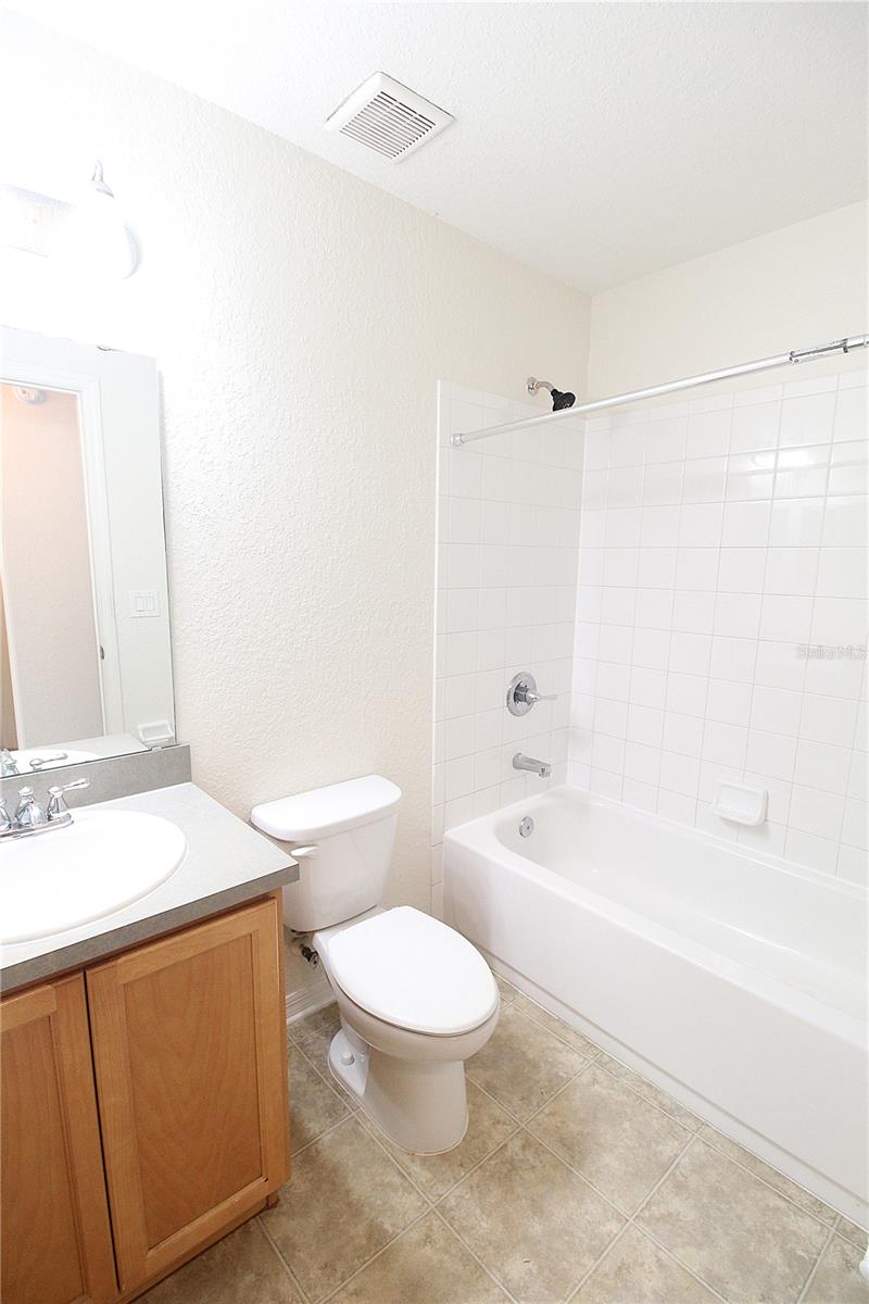 Image 14 of 22 For 2211 11th Avenue E