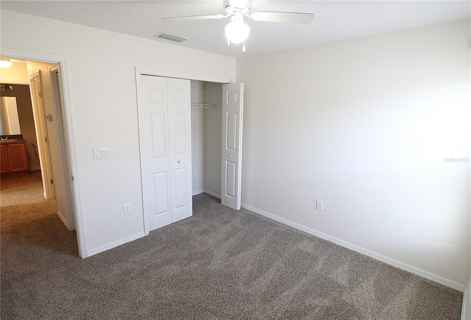 Image 15 of 22 For 2211 11th Avenue E