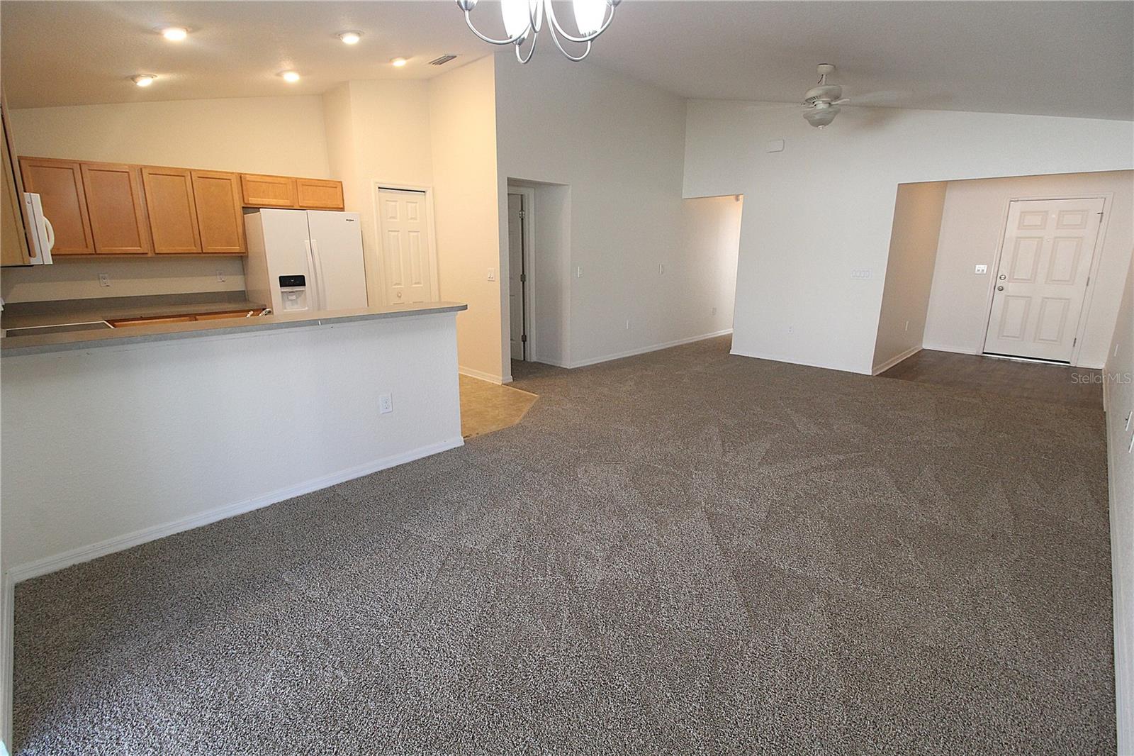 Image 5 of 22 For 2211 11th Avenue E