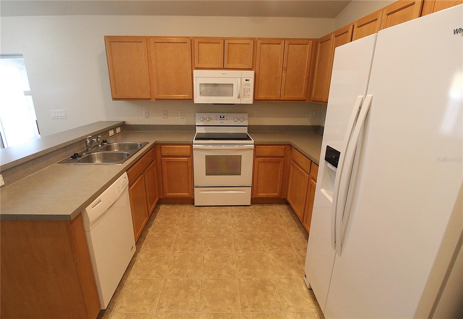 Image 7 of 22 For 2211 11th Avenue E