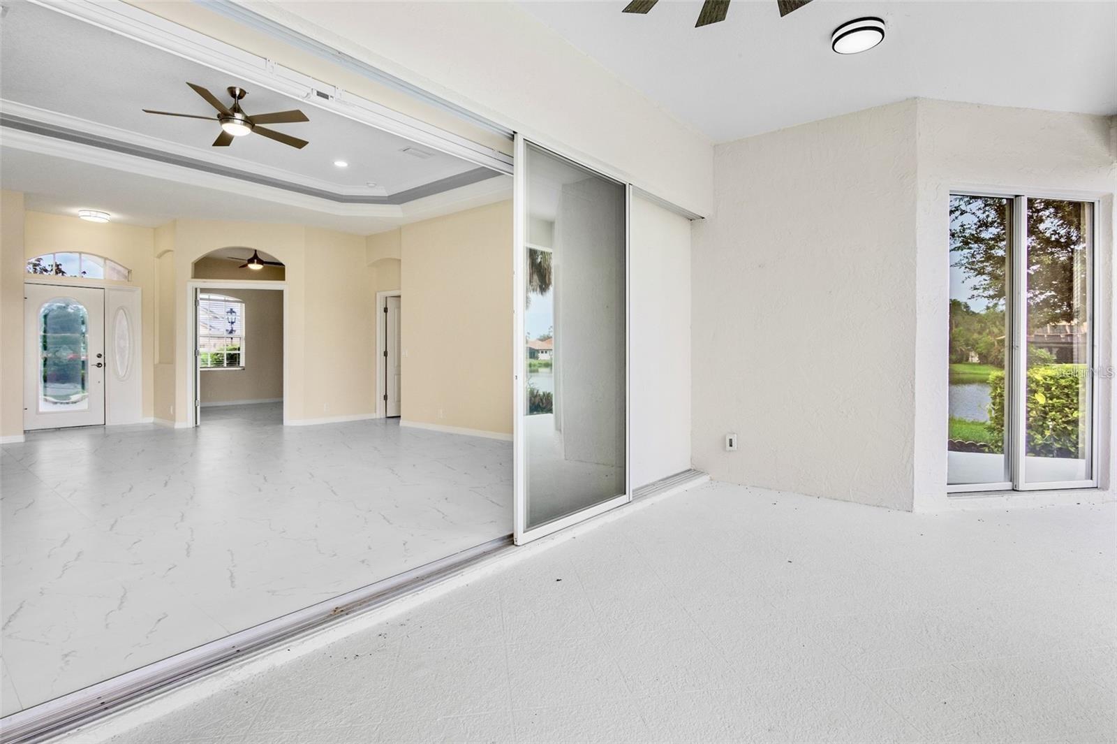 Image 15 of 39 For 4971 Sabal Lake Circle
