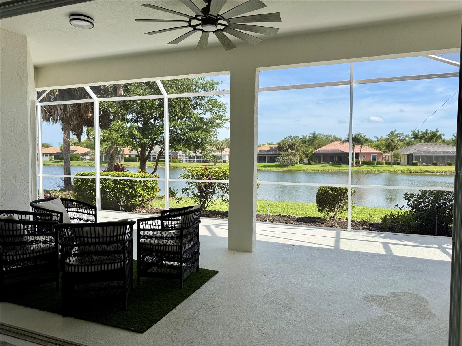 Image 16 of 39 For 4971 Sabal Lake Circle