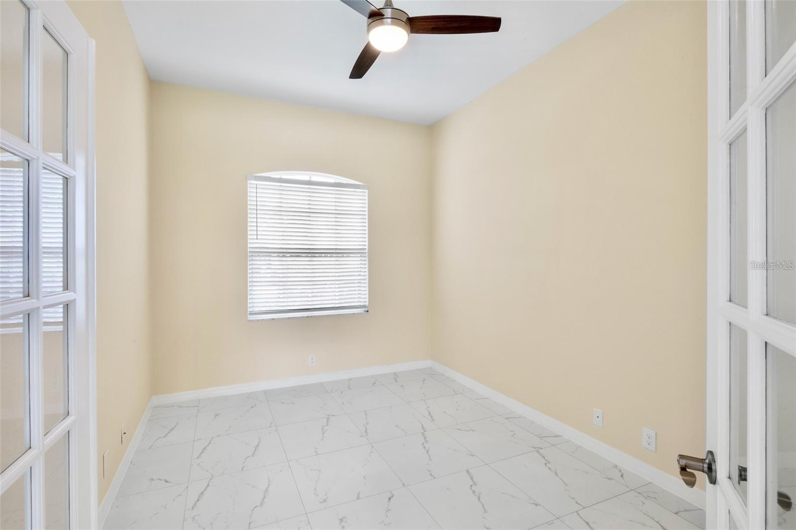 Image 28 of 39 For 4971 Sabal Lake Circle