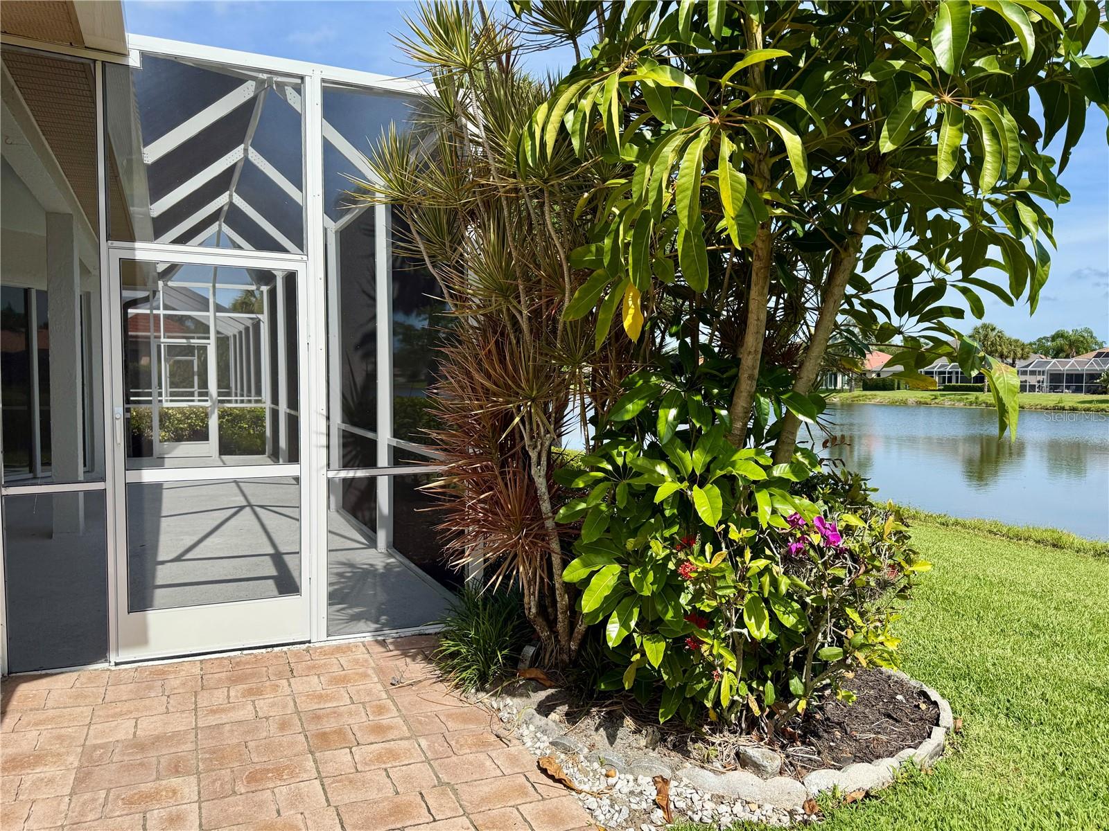 Image 30 of 39 For 4971 Sabal Lake Circle