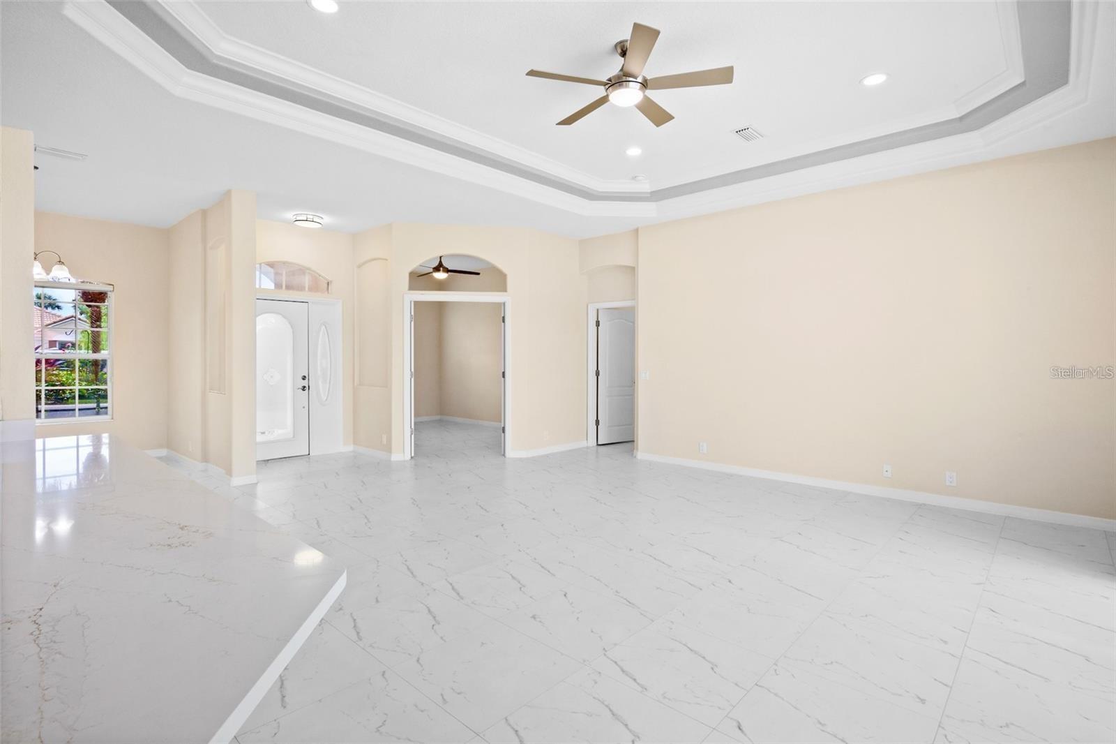 Image 6 of 39 For 4971 Sabal Lake Circle
