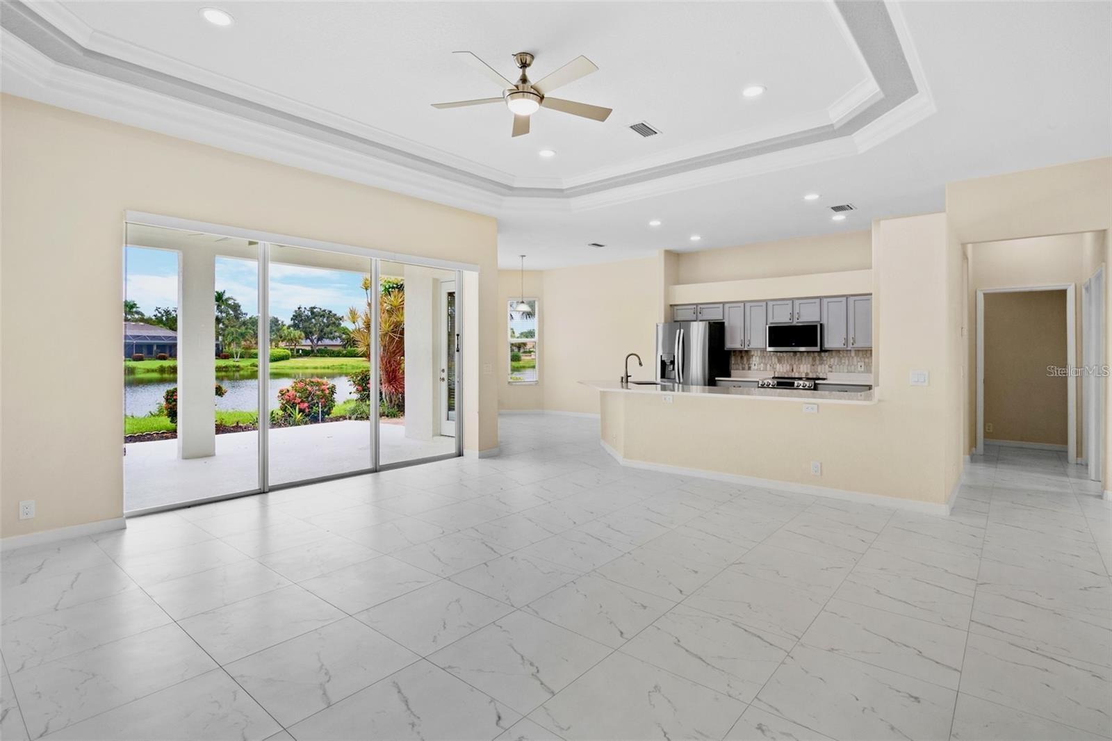 Image 8 of 39 For 4971 Sabal Lake Circle