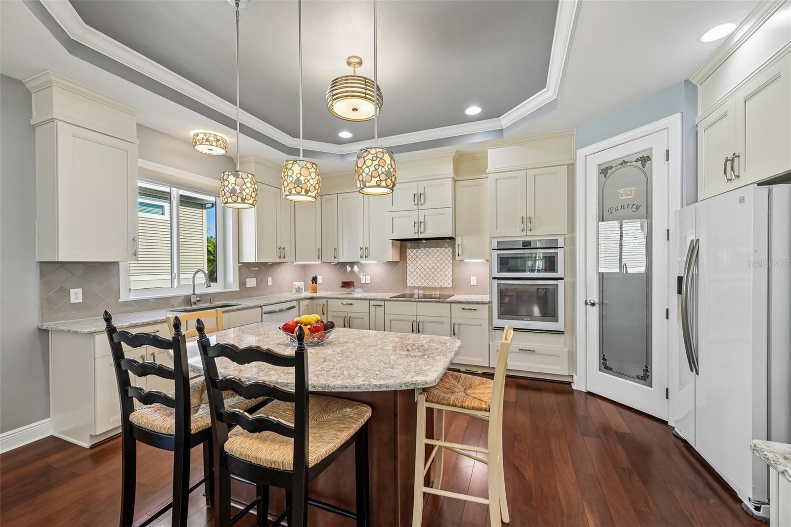 Image 11 of 63 For 8174 17th Avenue W