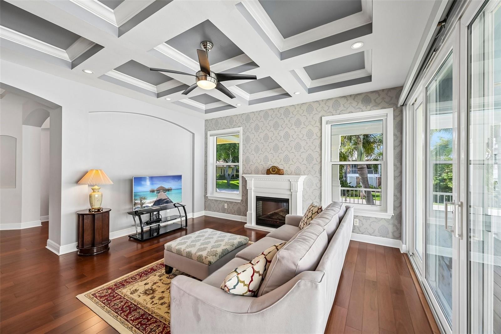 Image 7 of 63 For 8174 17th Avenue W