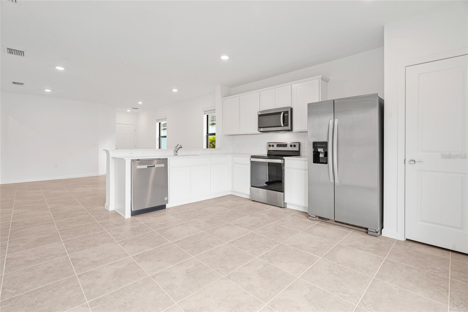 Image 3 of 27 For 6560 Silverstar Drive