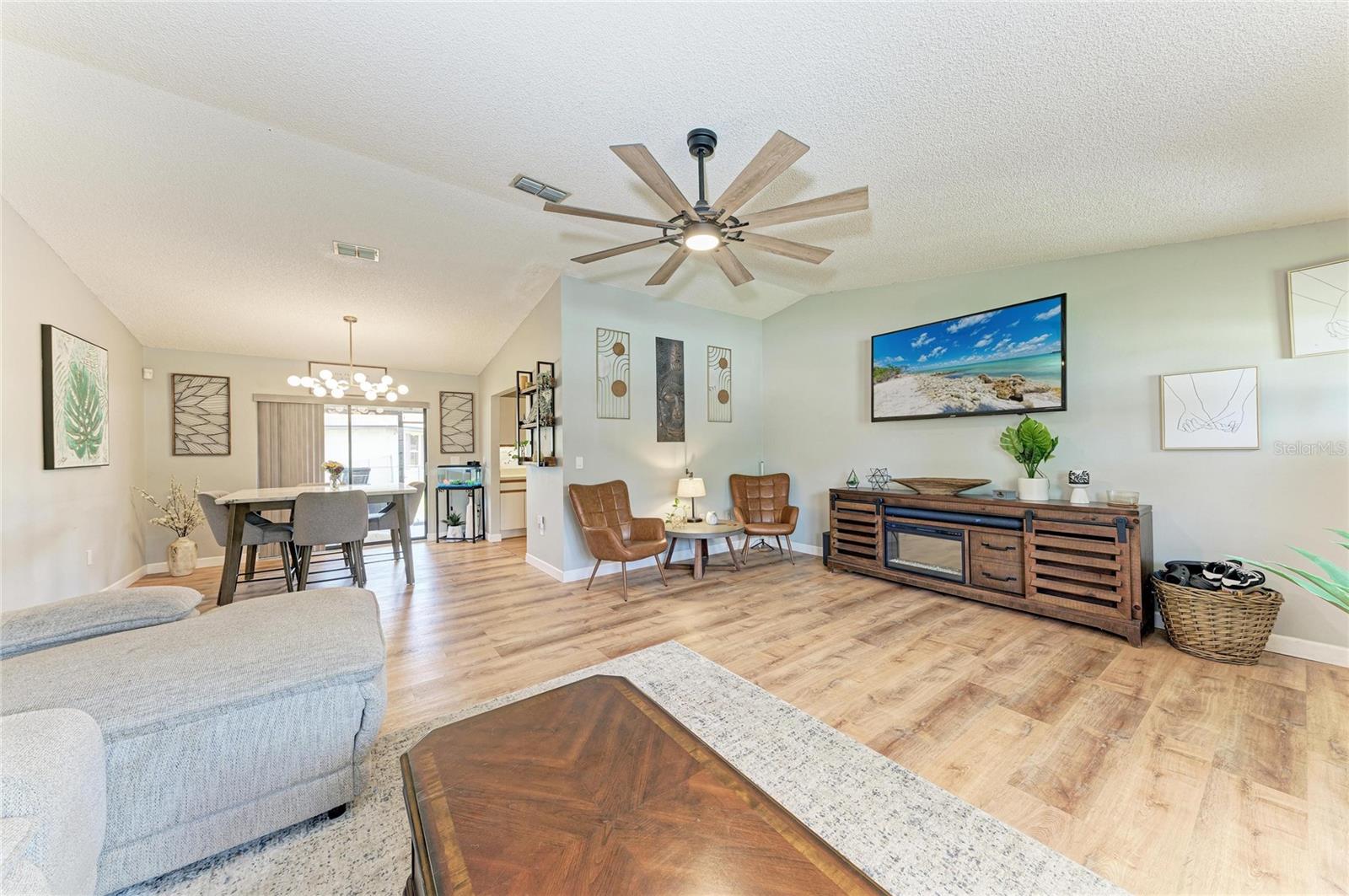 Image 10 of 43 For 4505 30th Street Circle E