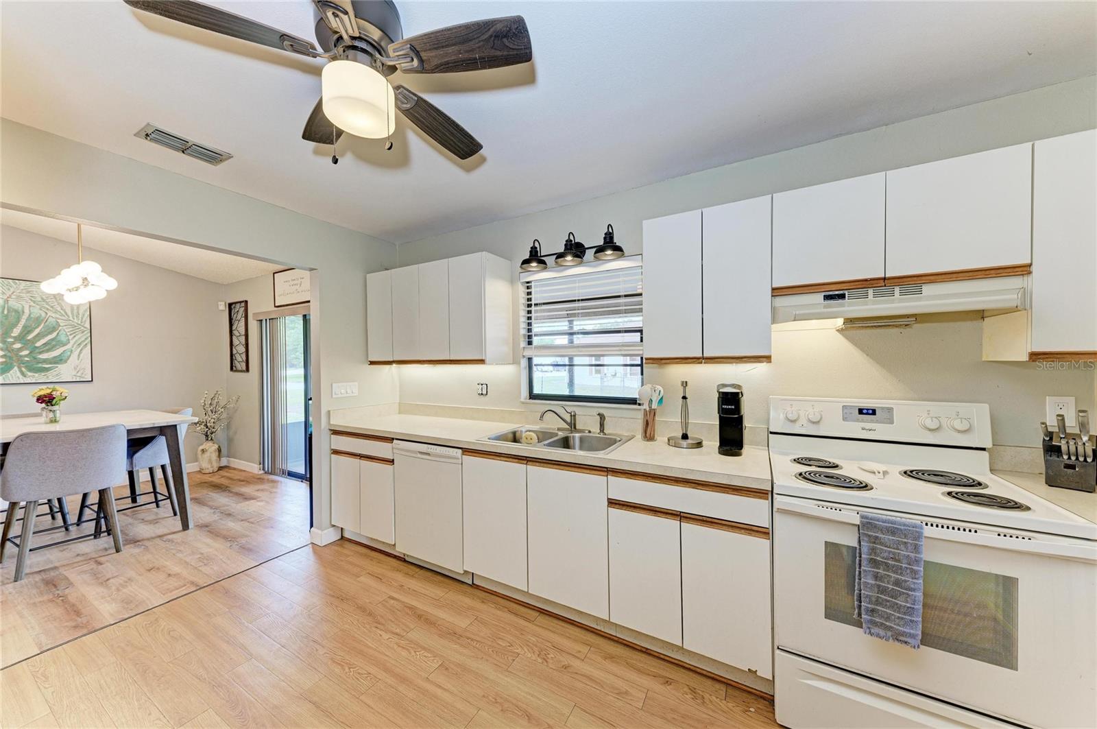 Image 15 of 43 For 4505 30th Street Circle E