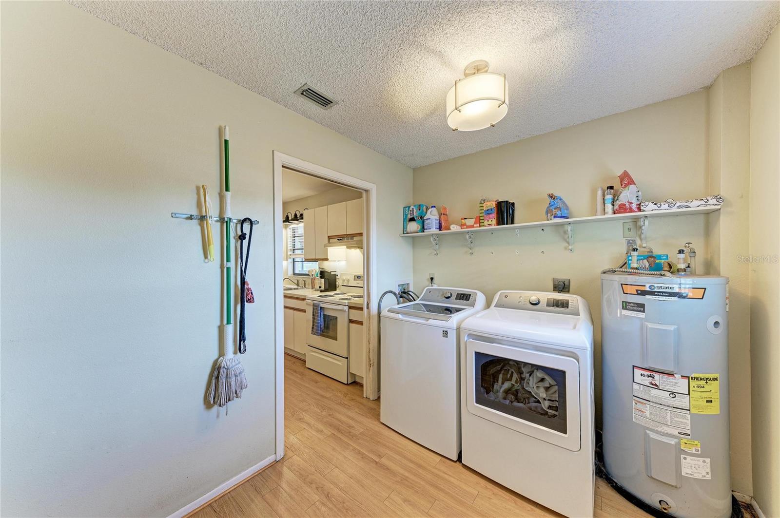 Image 29 of 43 For 4505 30th Street Circle E