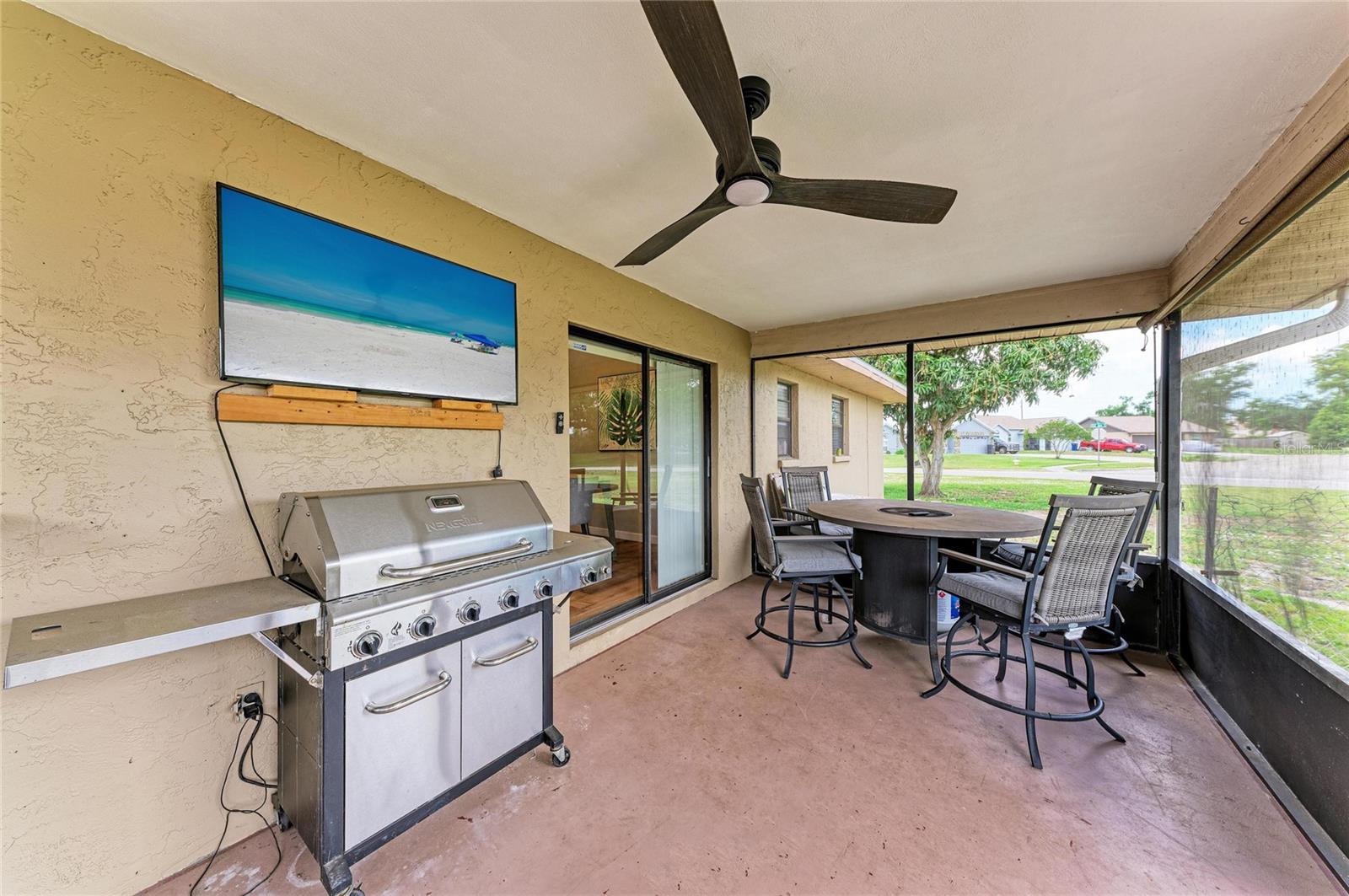 Image 31 of 43 For 4505 30th Street Circle E