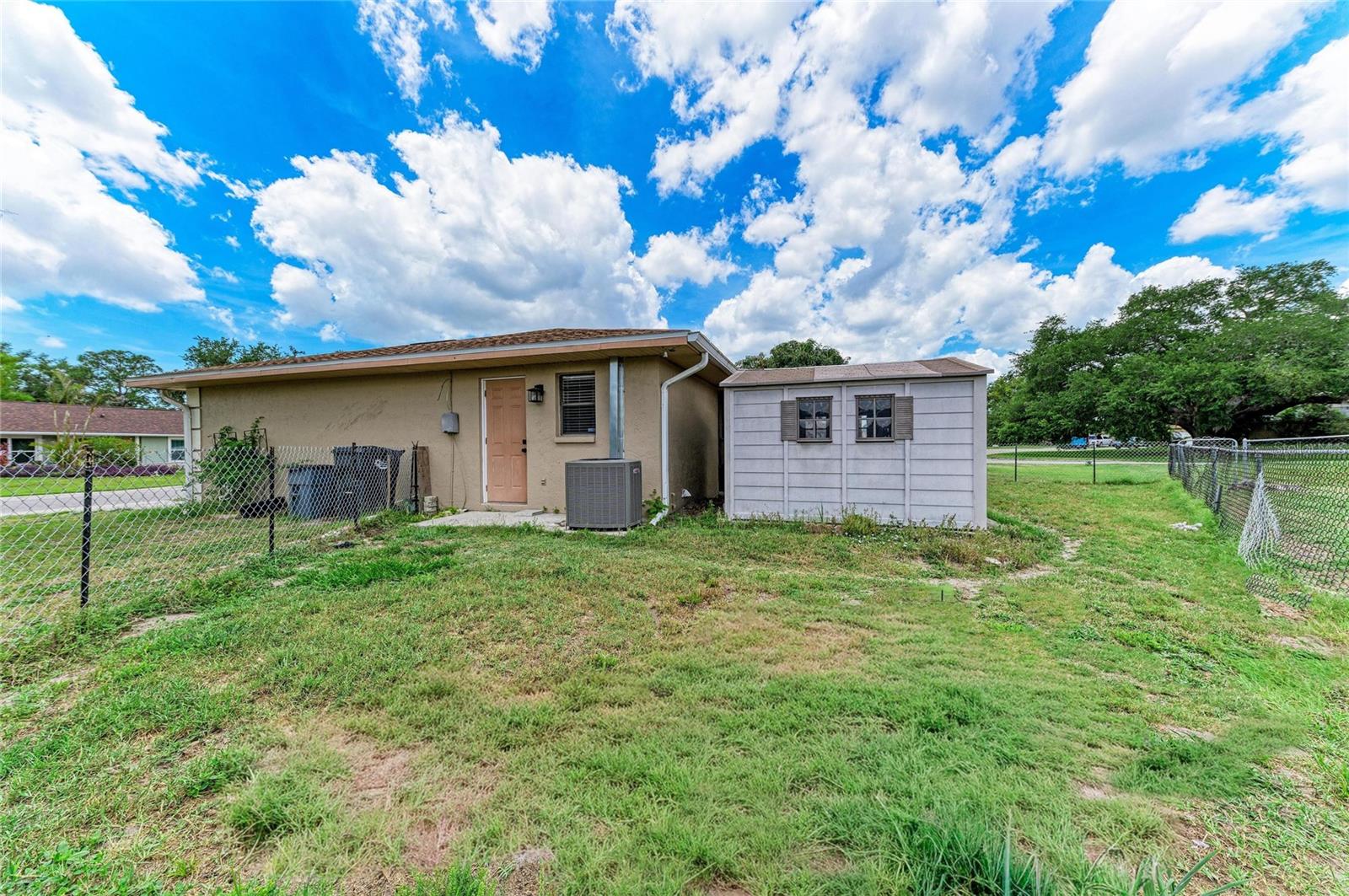 Image 33 of 43 For 4505 30th Street Circle E